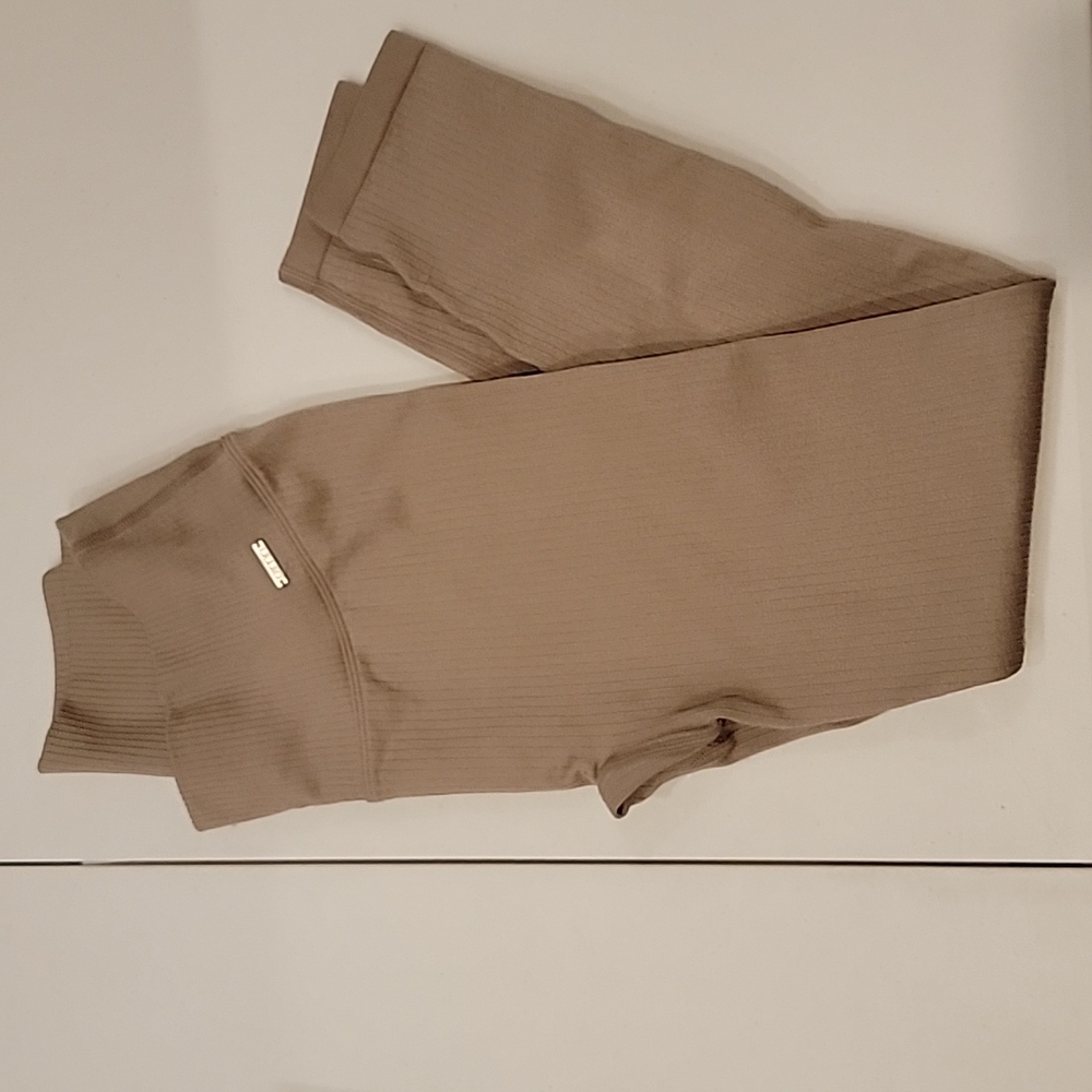 AIMN RIBBED ACTIVE LEGGINGS SIZE MEDIUM